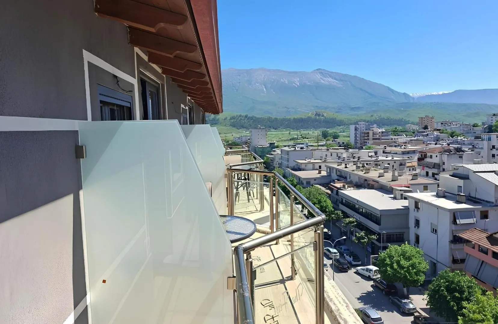 Hotel The First Gjirokastër