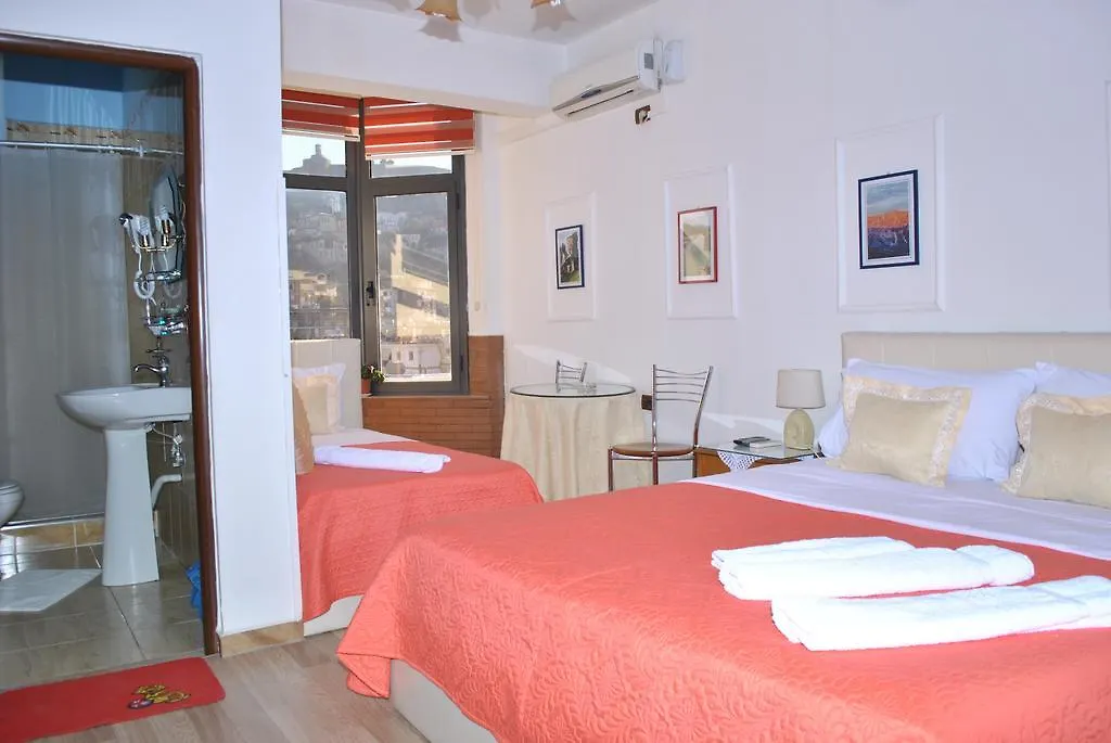 Hotel The First Gjirokastër